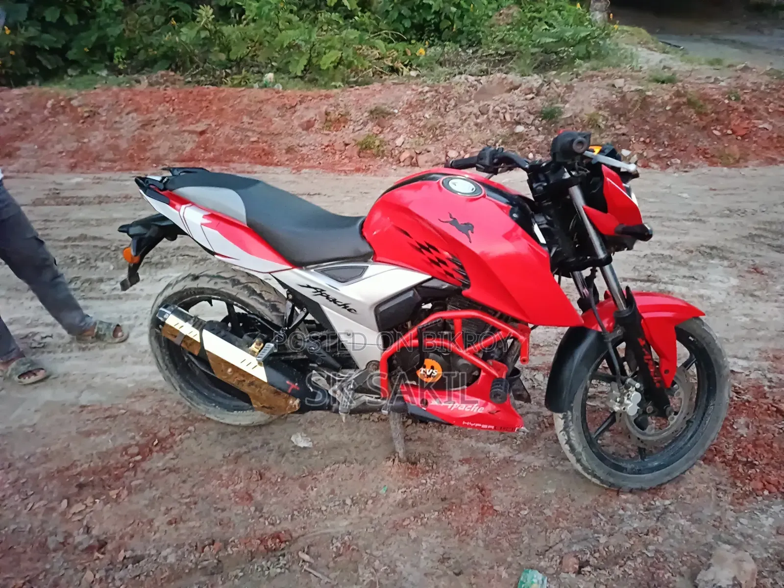 TVS Apache RTR 160 4V 2018 Red