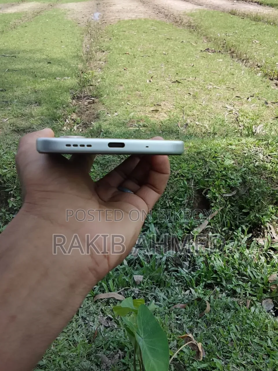 Infinix Hot 70 128 GB Orange