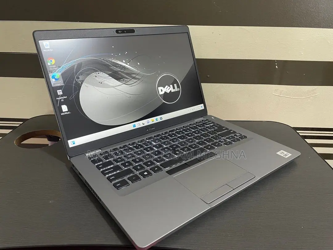 Dell Laptop 3GB Intel SSD 256GB