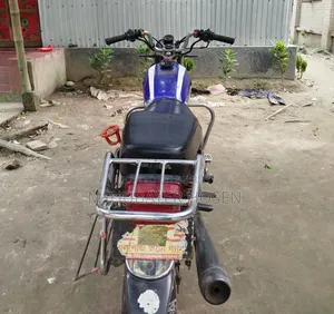 বাজাজ সিটি ১০০ ২০১৫ লাল