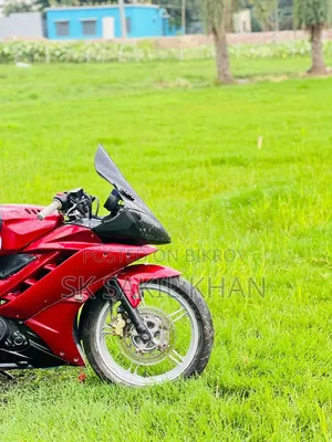 Yamaha R1 2017 Red