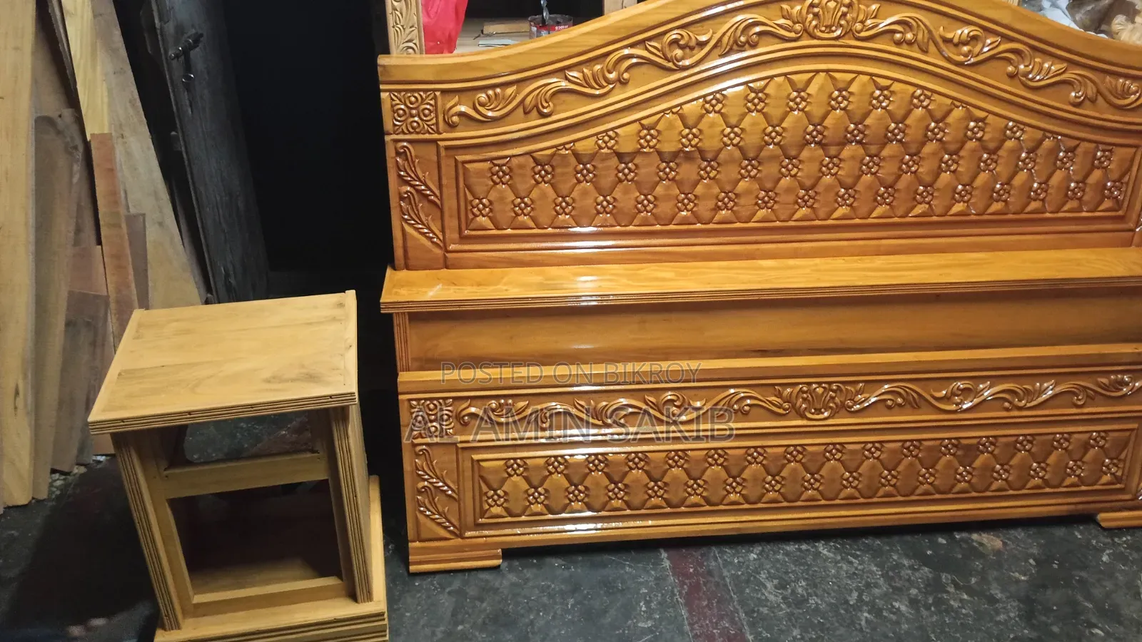 অরিজিনাল পাহাড়ি কাঁঠাল কাঠের খাট ও সাইট বক্স