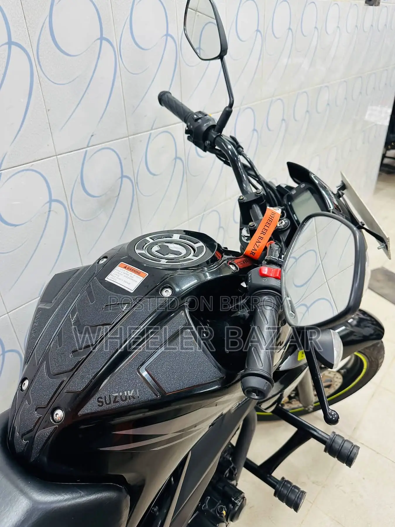 সুজুকি জিক্সার ২০২৬ ব্ল্যাক