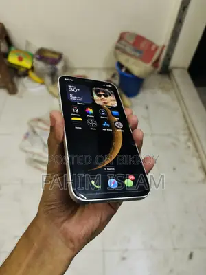 অ্যাপল আইফোন ১২ ৬৪ জিবি হোয়াইট