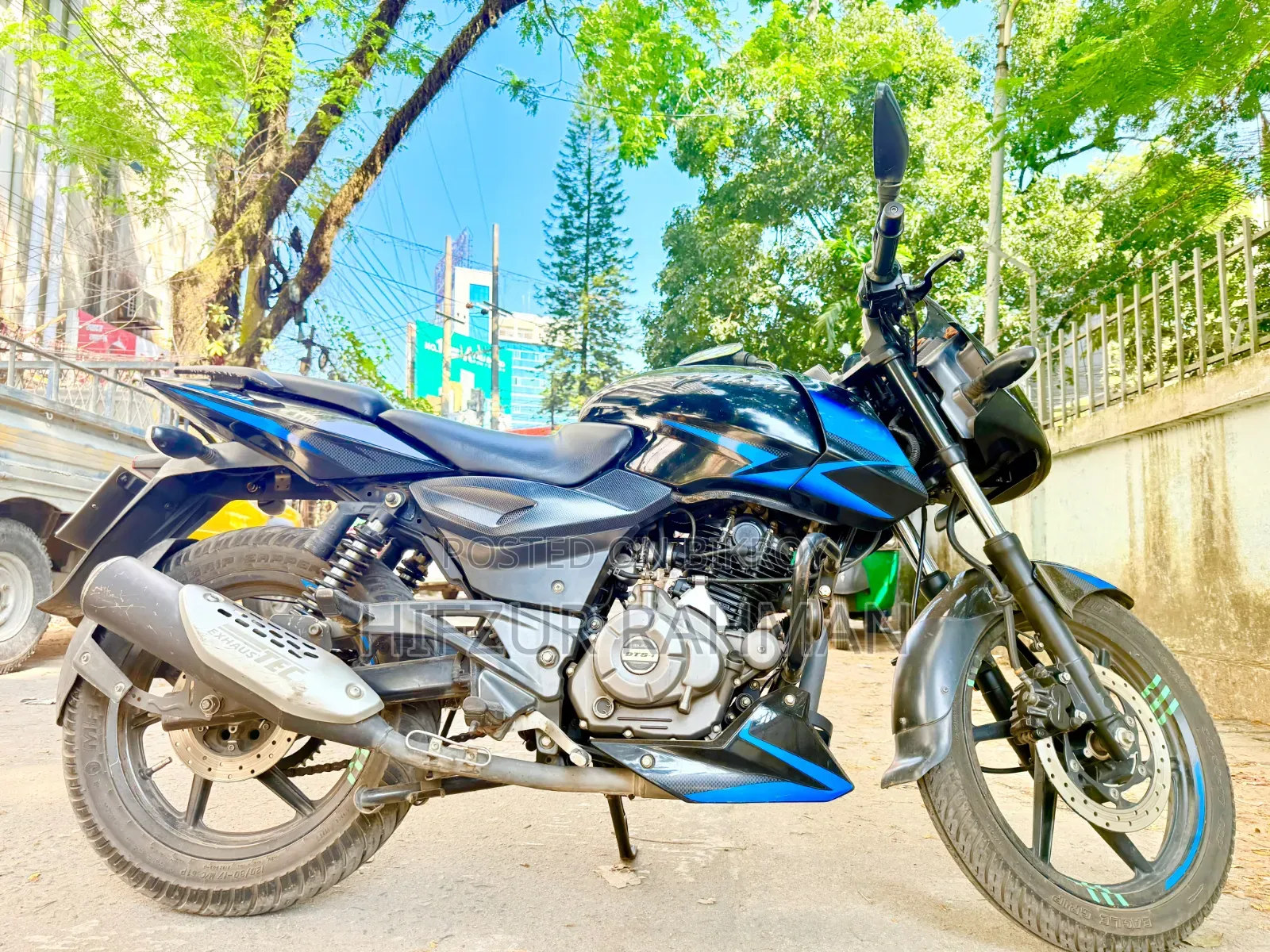 বাজাজ পালসার ১৫০ ২০২০ নীল