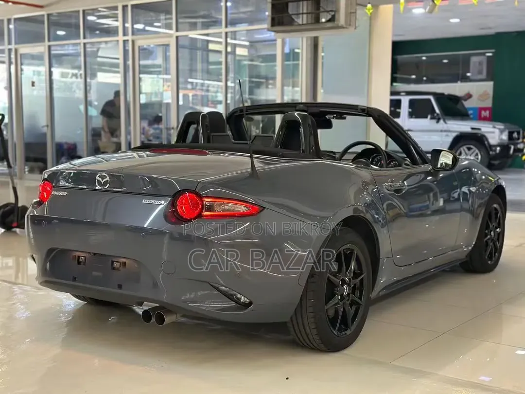 Mazda MX-5 2022 Gray
