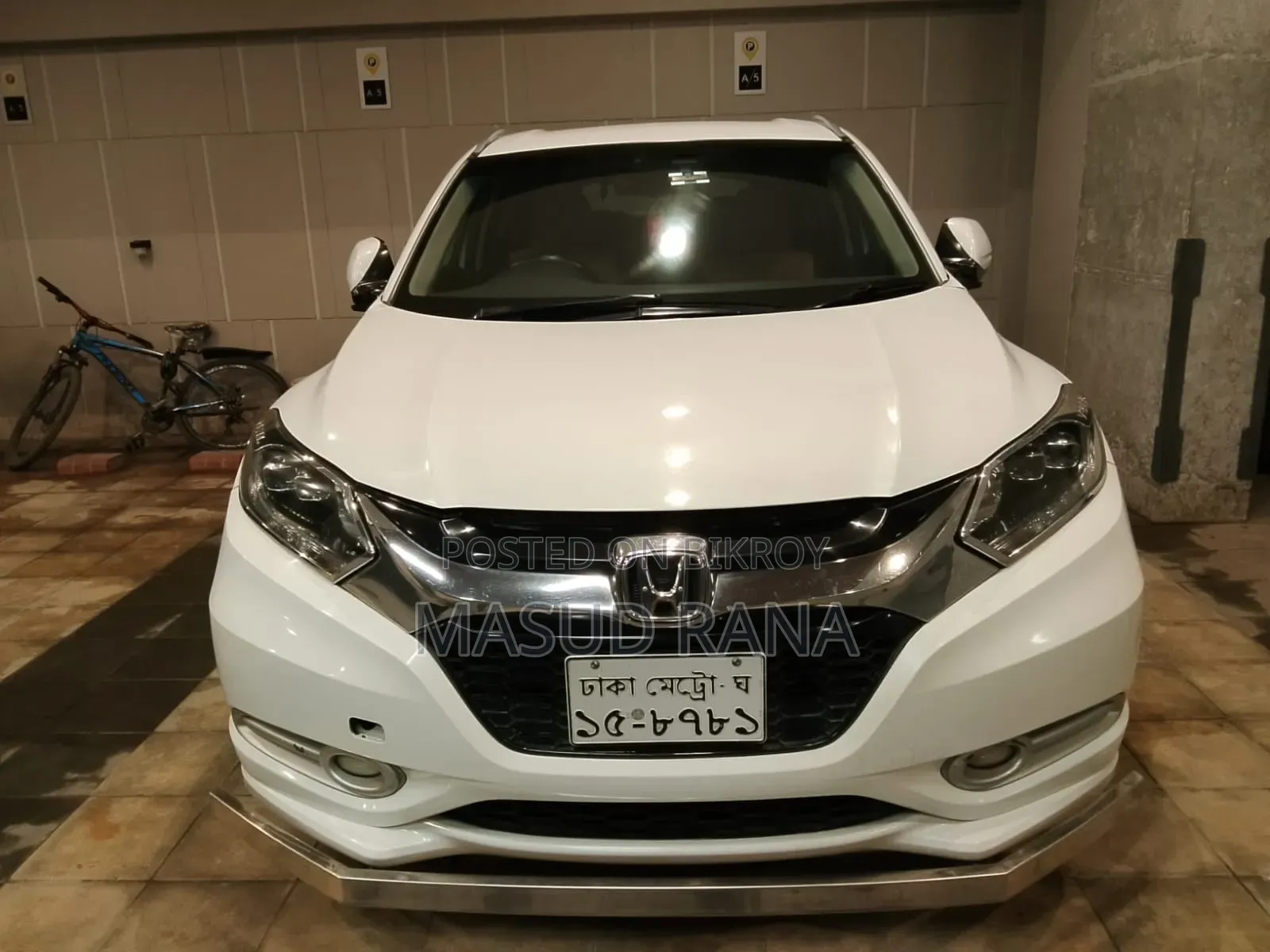 Honda Vezel 1.5 Two-Wheel Drive 2014 Pearl