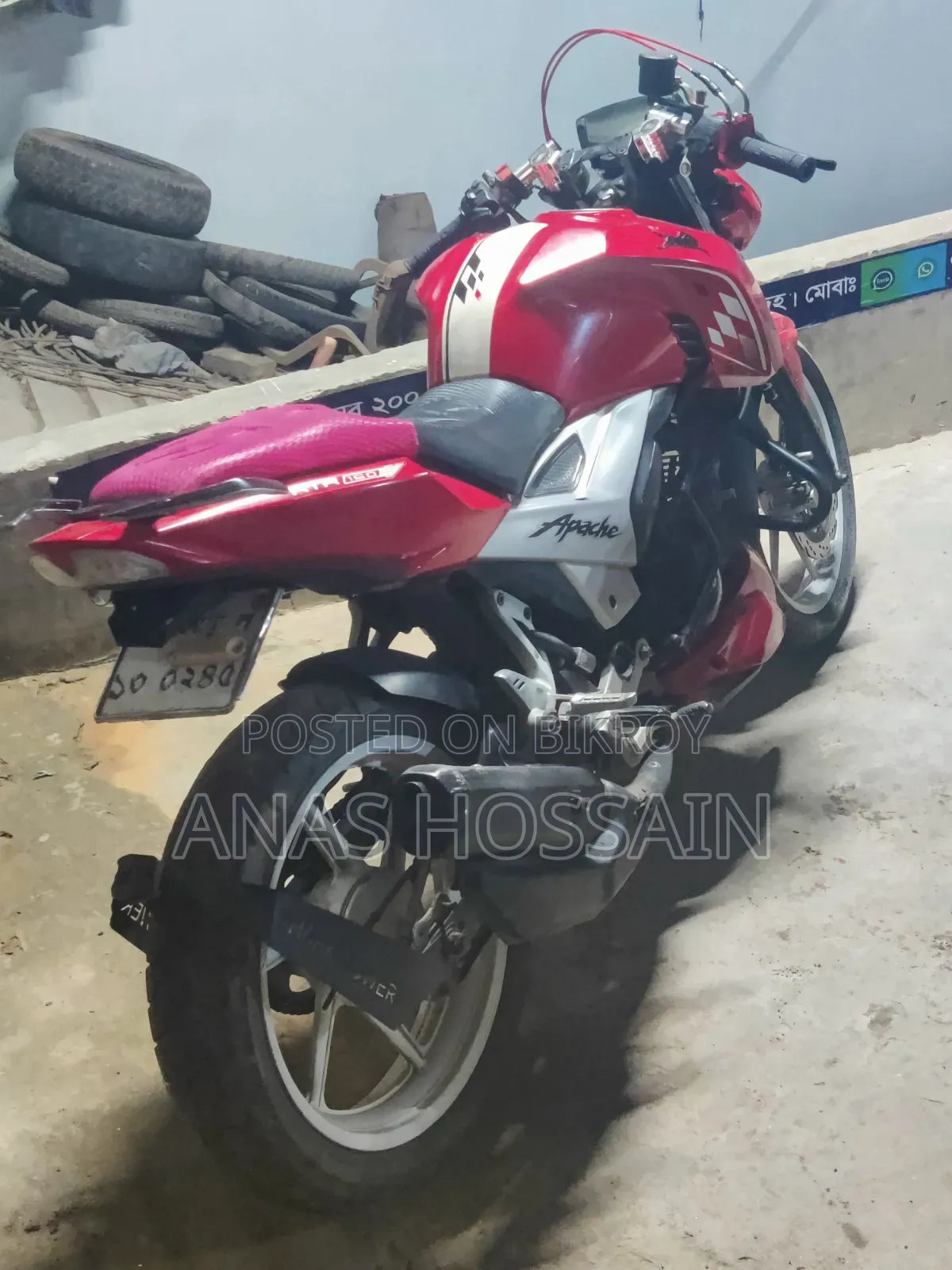 TVS Apache RTR 160 4V 2020 Red
