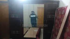 ৪ পার্ট আলমিরা