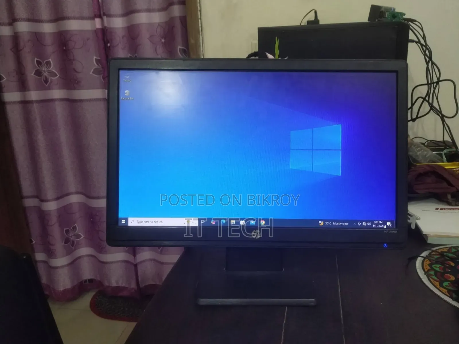 এইচপি/ডেল ফুল ফ্রেশ ১৯" এলইডি মনিটর