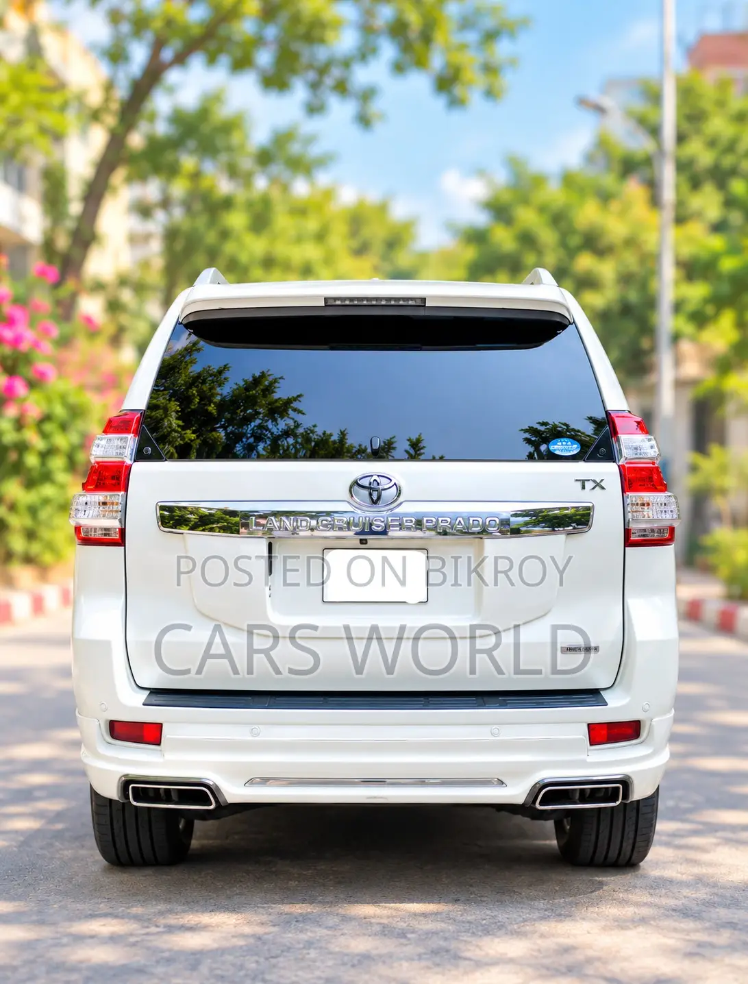 Toyota Land Cruiser 4.0 V6 DLX 2015 Pearl