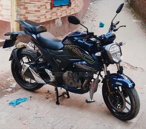 সুজুকি জিক্সার ২৫০ ২০২৫ ব্লু