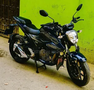 সুজুকি জিক্সার ২৫০ ২০২৫ ব্লু
