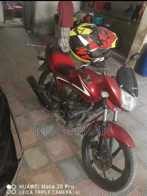 Honda CB 2017 Red