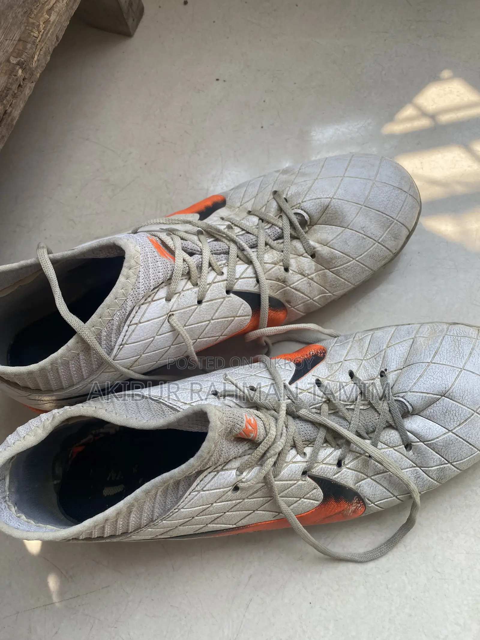 Turf Shoes Size 44-45