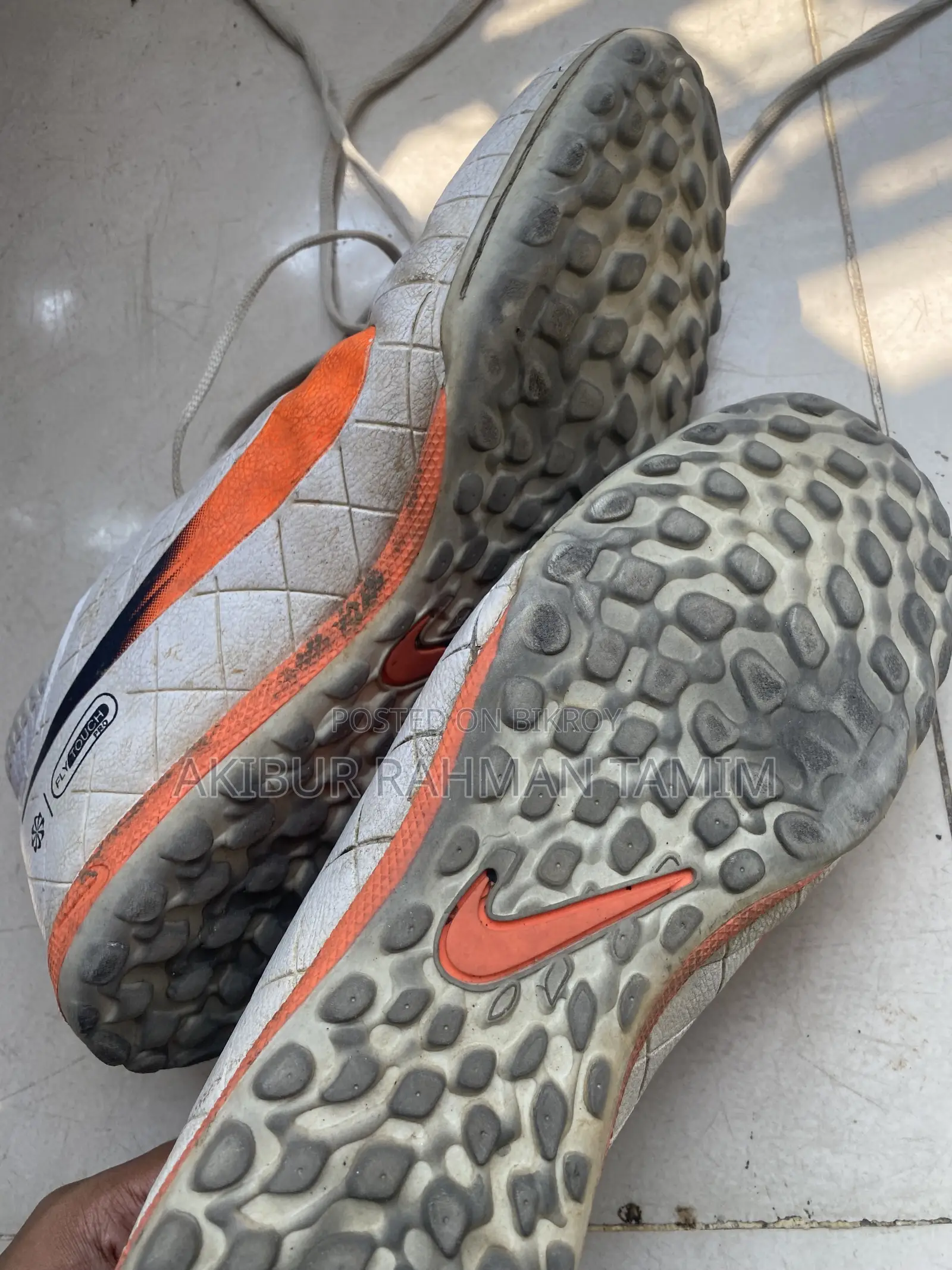 Turf Shoes Size 44-45
