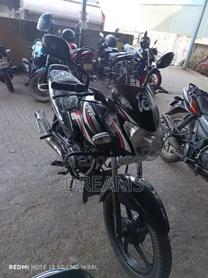 টিভিএস মেট্রো ২০১৭ ব্ল্যাক