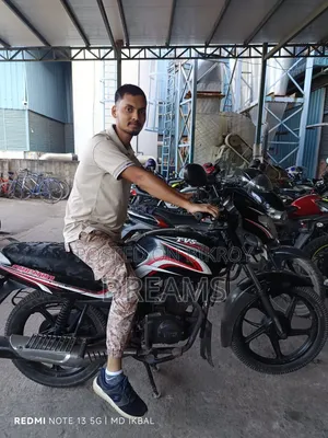 টিভিএস মেট্রো ২০১৭ ব্ল্যাক
