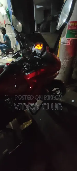 Yamaha Fazer V1 2017 Red