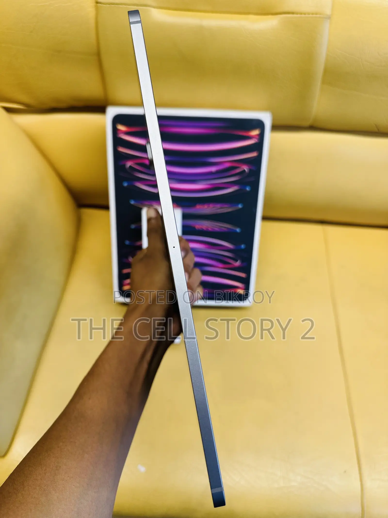 Apple iPad Pro 12.9 (2022) 128 GB Gray