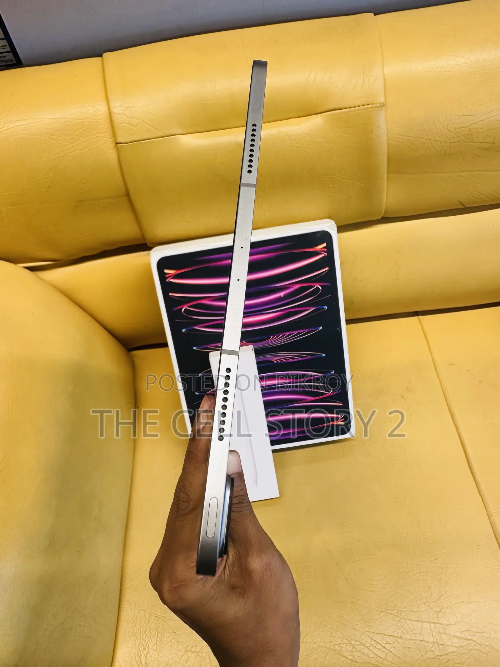 Apple iPad Pro 12.9 (2022) 128 GB Gray