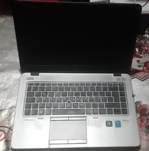 Laptop HP EliteBook 840 G8 4GB Intel Core i5 SSD 256GB