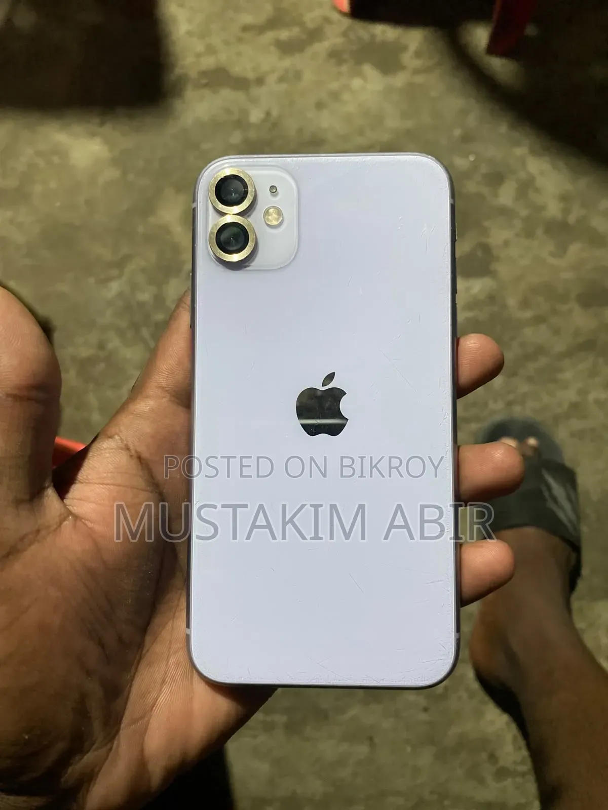 অ্যাপল আইফোন ১১ ৬৪ জিবি