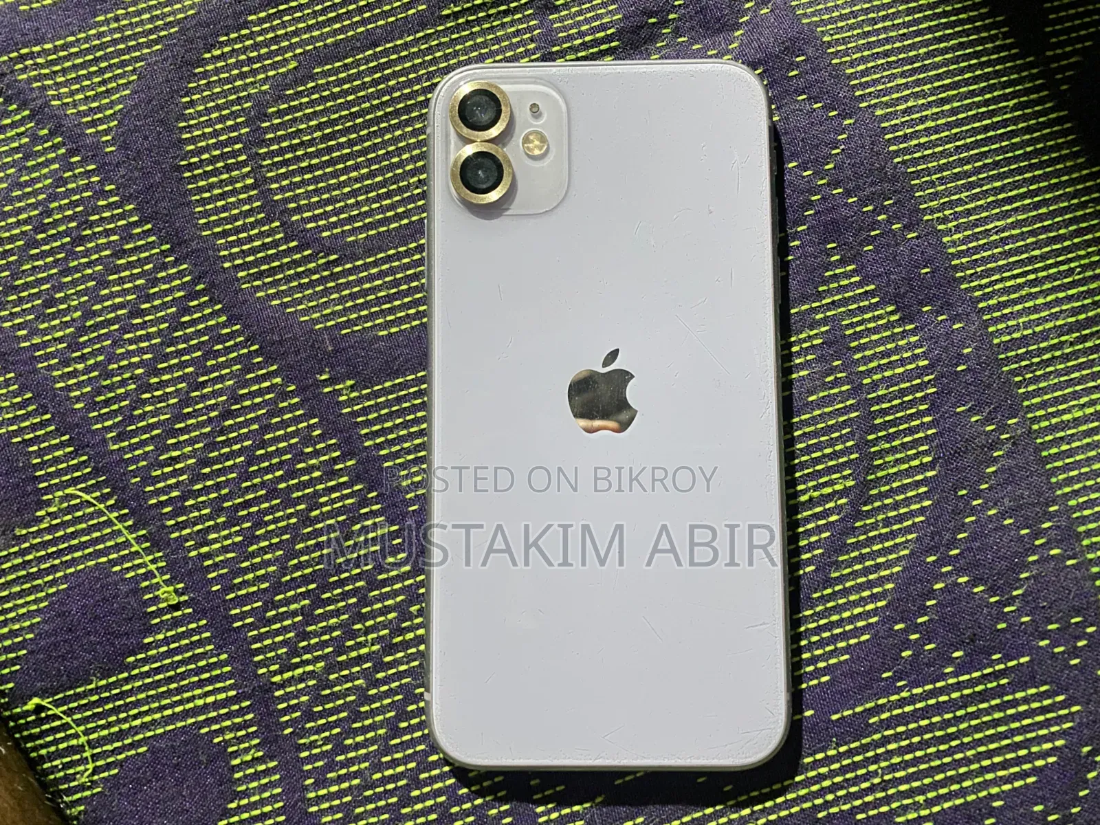 অ্যাপল আইফোন ১১ ৬৪ জিবি