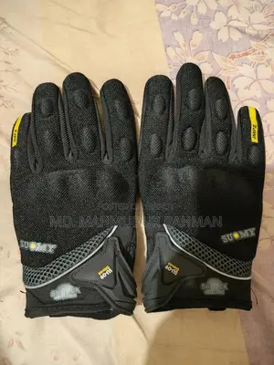 Soumy Gloves