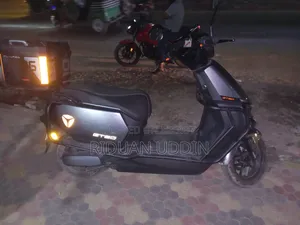 Yadea GT60 2026 Silver