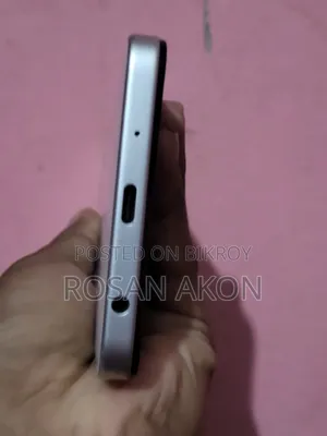 Vivo Y05 64 GB White