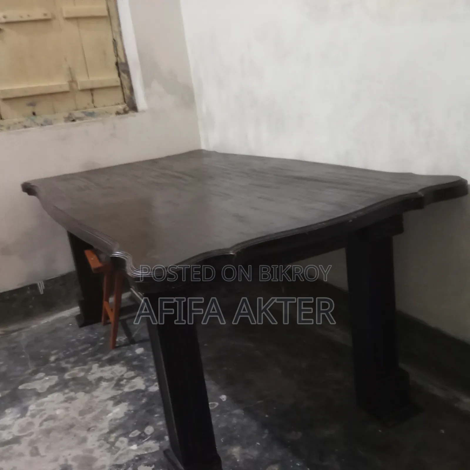 Table শুধু বড় টেবিল