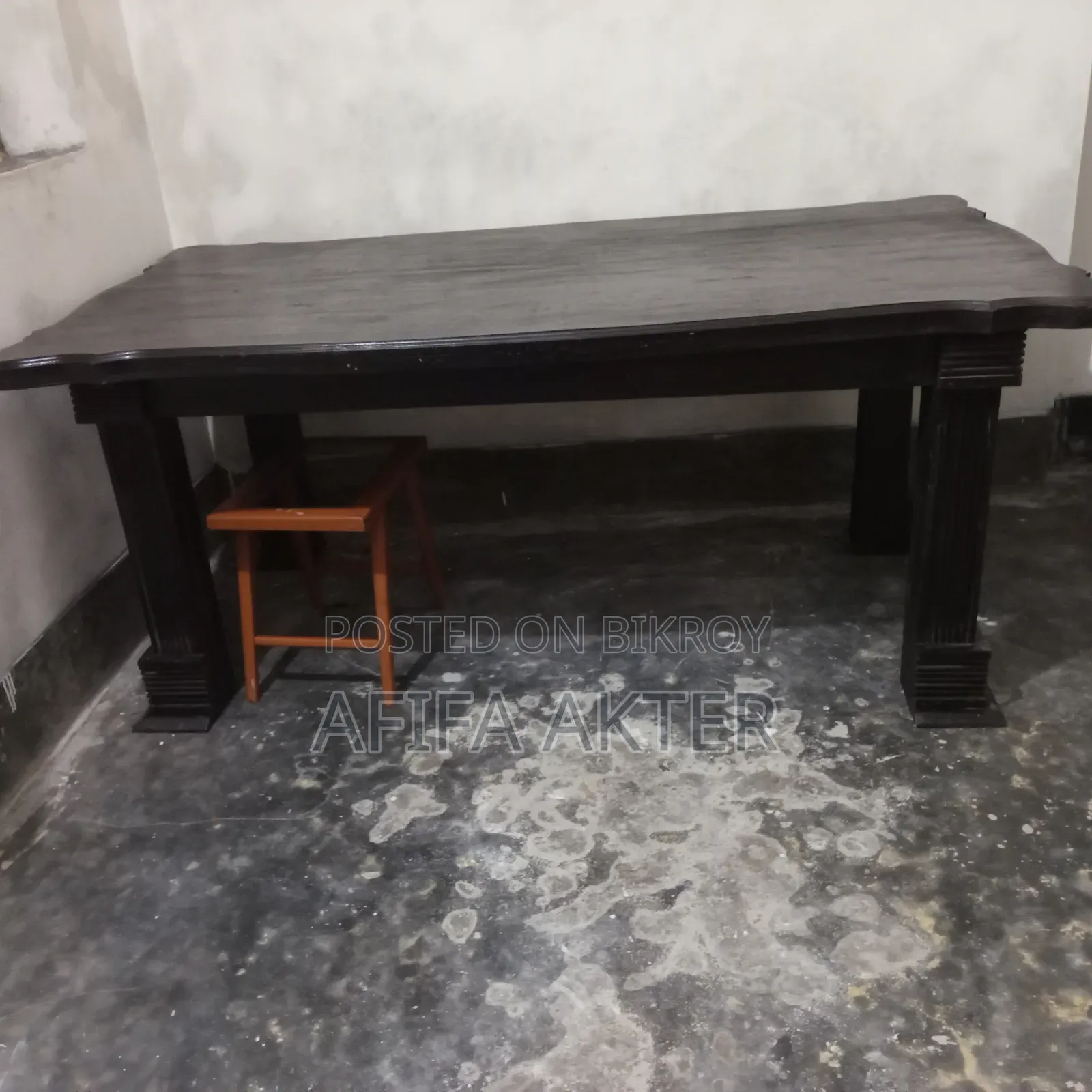 Table শুধু বড় টেবিল