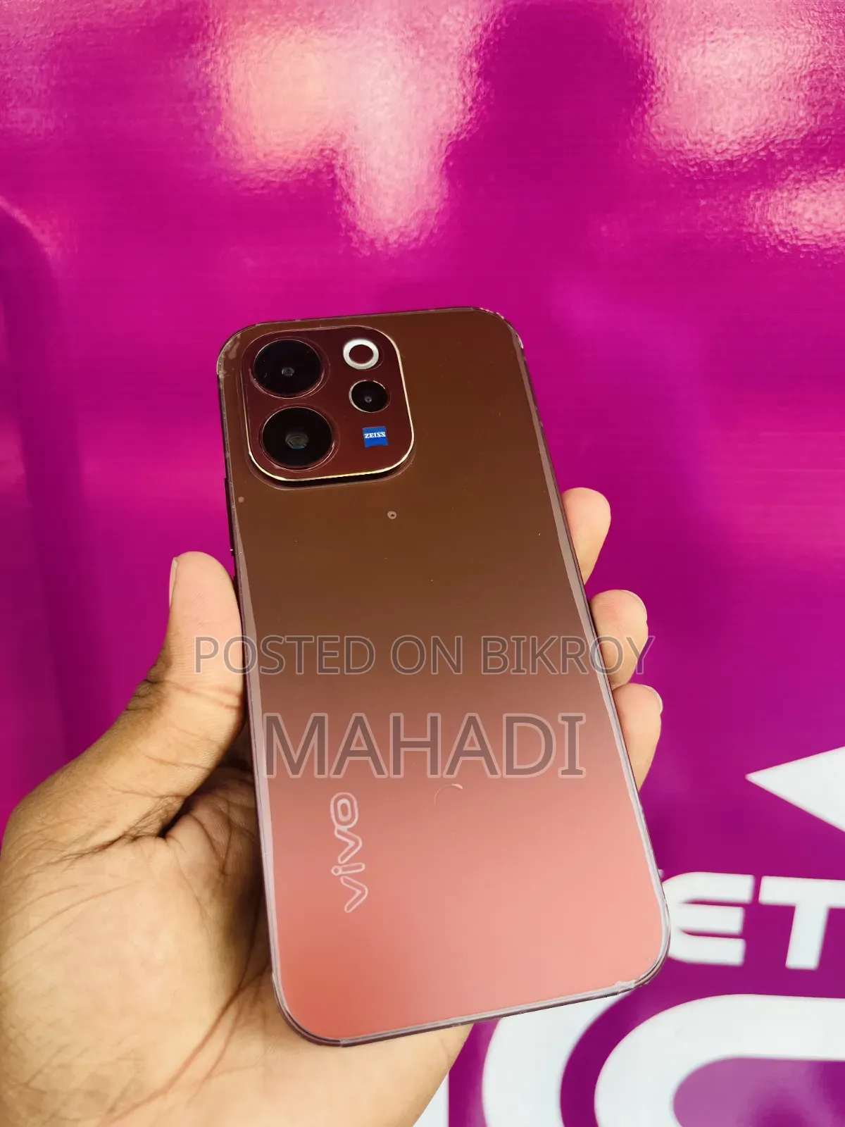 Vivo V70 256 GB Red