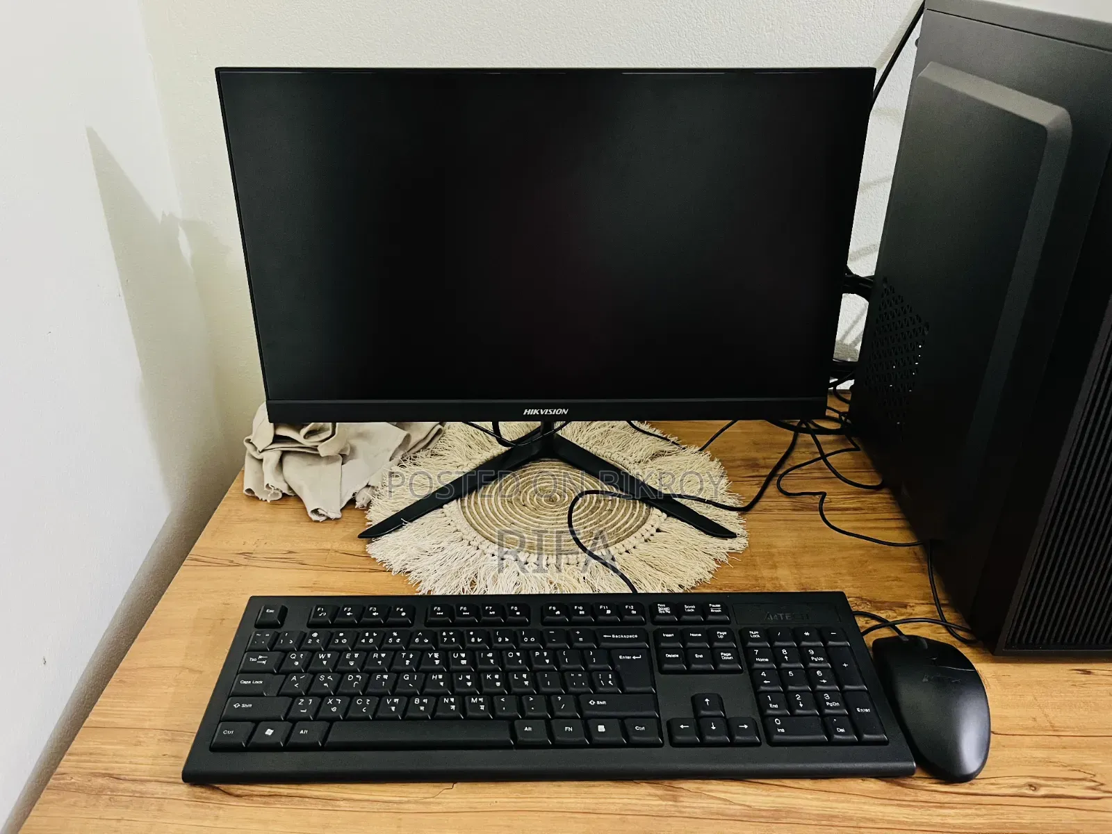 Desktop Computer 8GB AMD Ryzen 5 SSD 256GB
