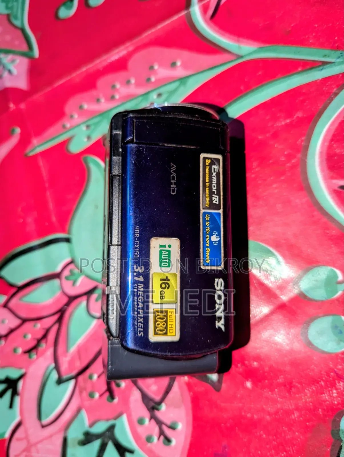 Original Sony Handycam HDR-CX150E (With Original Box & Charger)
