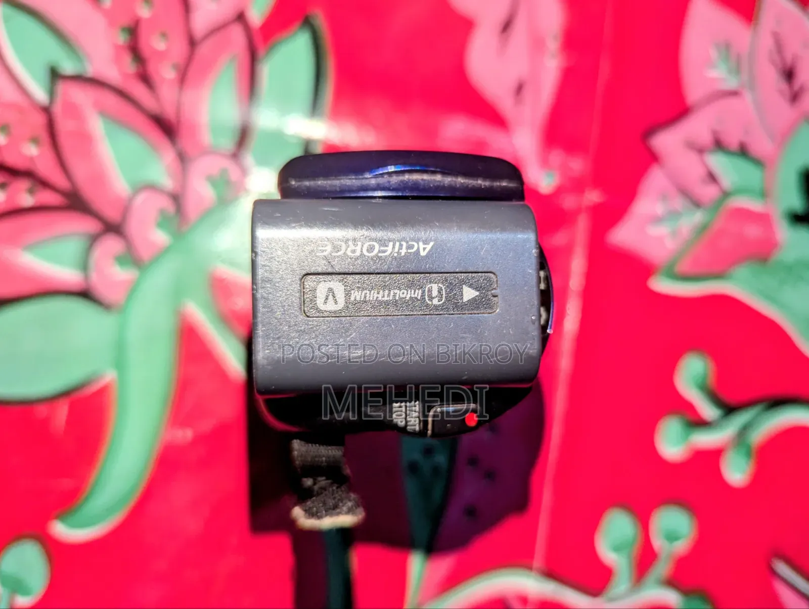Original Sony Handycam HDR-CX150E (With Original Box & Charger)