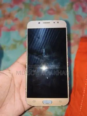 Samsung Galaxy J7 Pro 64 GB Silver