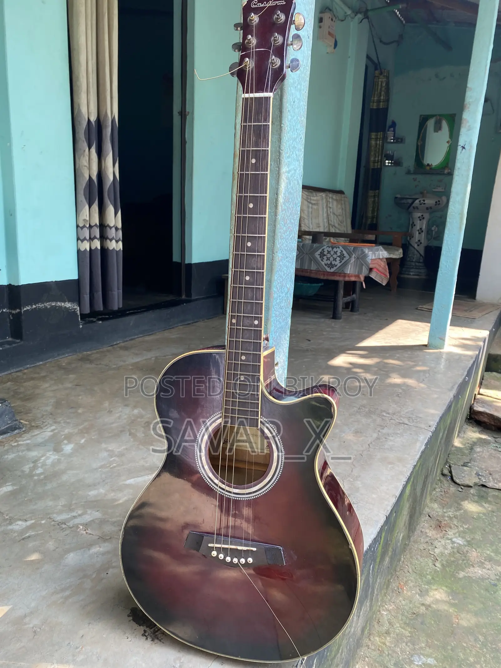 Custom Guitar