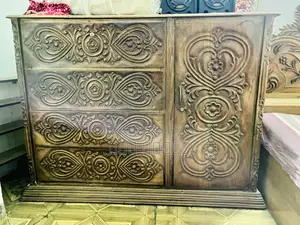 কড়ই কাঠের খাট ও ওয়ারড্রপ 