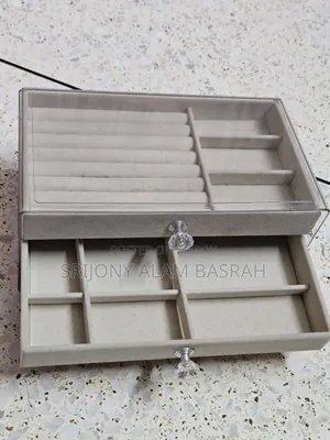 জুয়েলারি বক্স