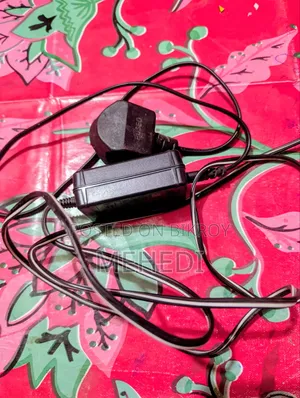 Original Sony Handycam HDR-CX150E (With Original Box & Charger)