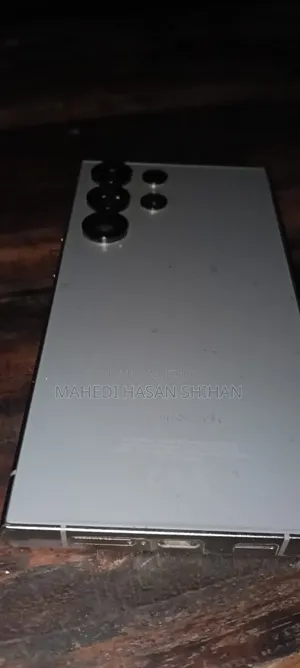 স্যামসাং গ্যালাক্সি এস২৪ আল্ট্রা ২৫৬ জিবি