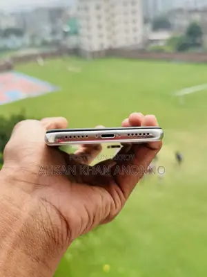 অ্যাপল আইফোন এক্স ৬৪ জিবি সাদা