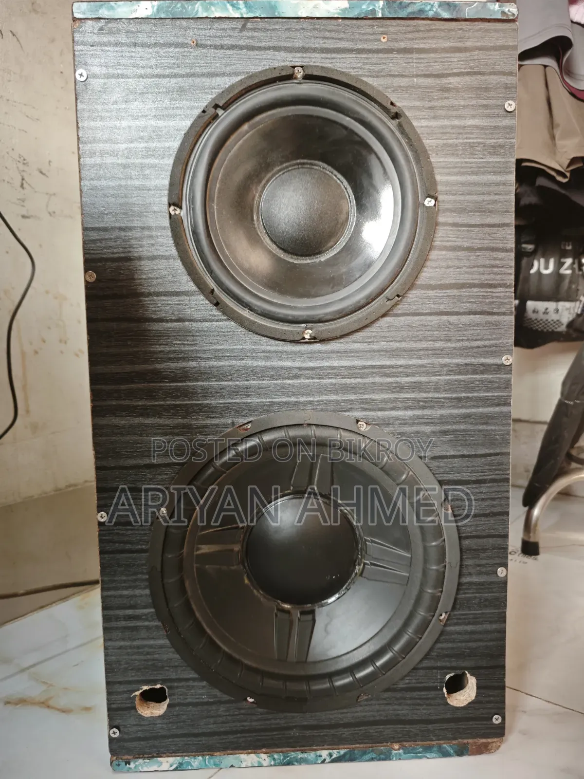 Response 10 Inch Speaker Response 8 Inch Speaker