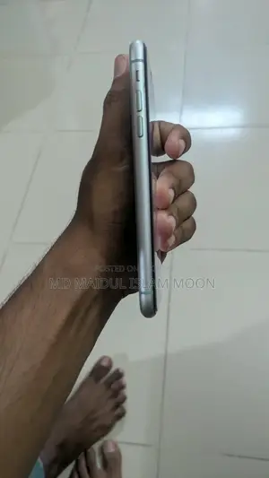 Apple iPhone 11 64 GB
