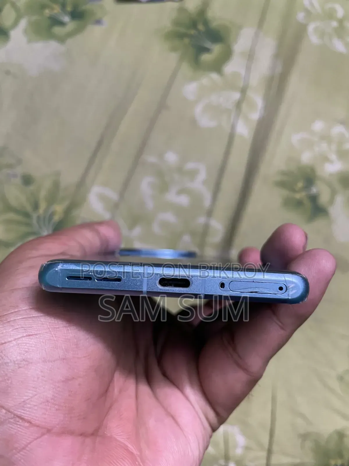 ওয়ানপ্লাস ১২আর ২৫৬ জিবি ব্লু