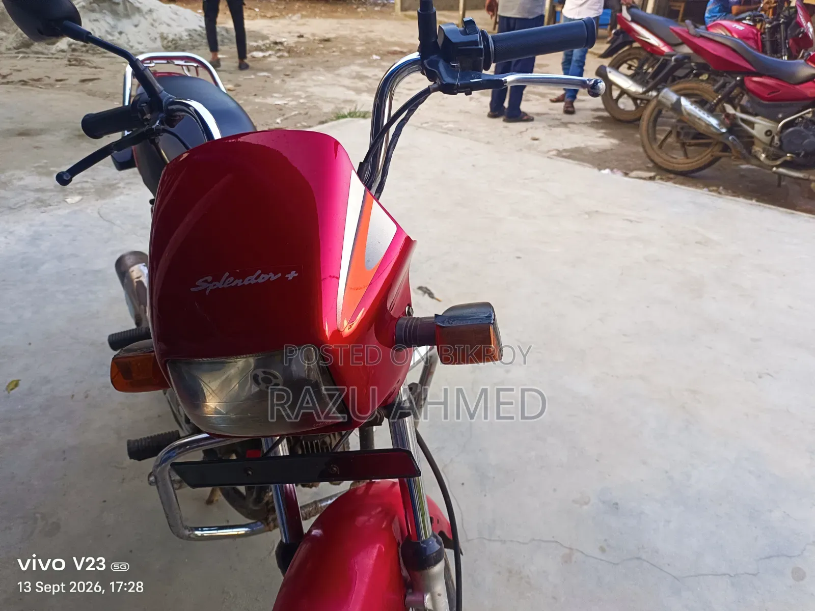 হিরো স্প্লেন্ডার প্লাস ২০১২ রেড