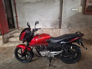 Bajaj Pulsar 150 2014 Red