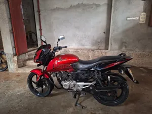 Bajaj Pulsar 150 2014 Red